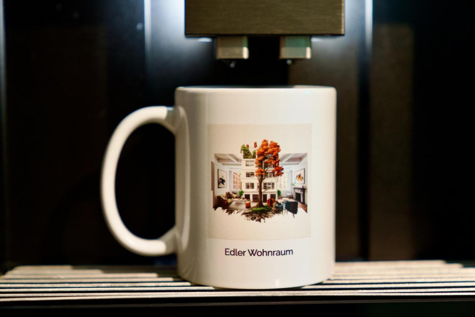 Edler Wohnraum Disney Marvel Studio Mit Balkon, Boxspringbett, Kaffeevollautomat, Lift & Parkplatz Chemnitz Exterior photo