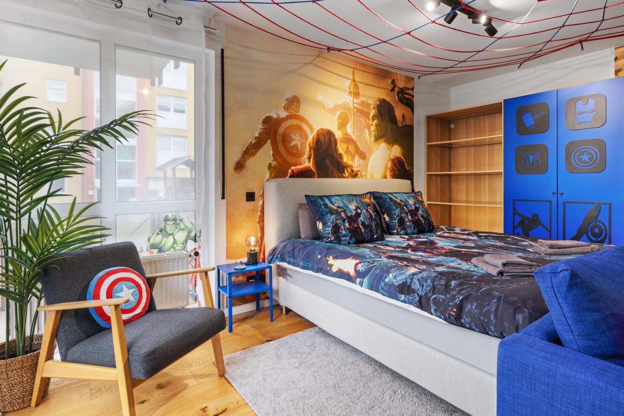 Edler Wohnraum Disney Marvel Studio Mit Balkon, Boxspringbett, Kaffeevollautomat, Lift & Parkplatz Chemnitz Exterior photo