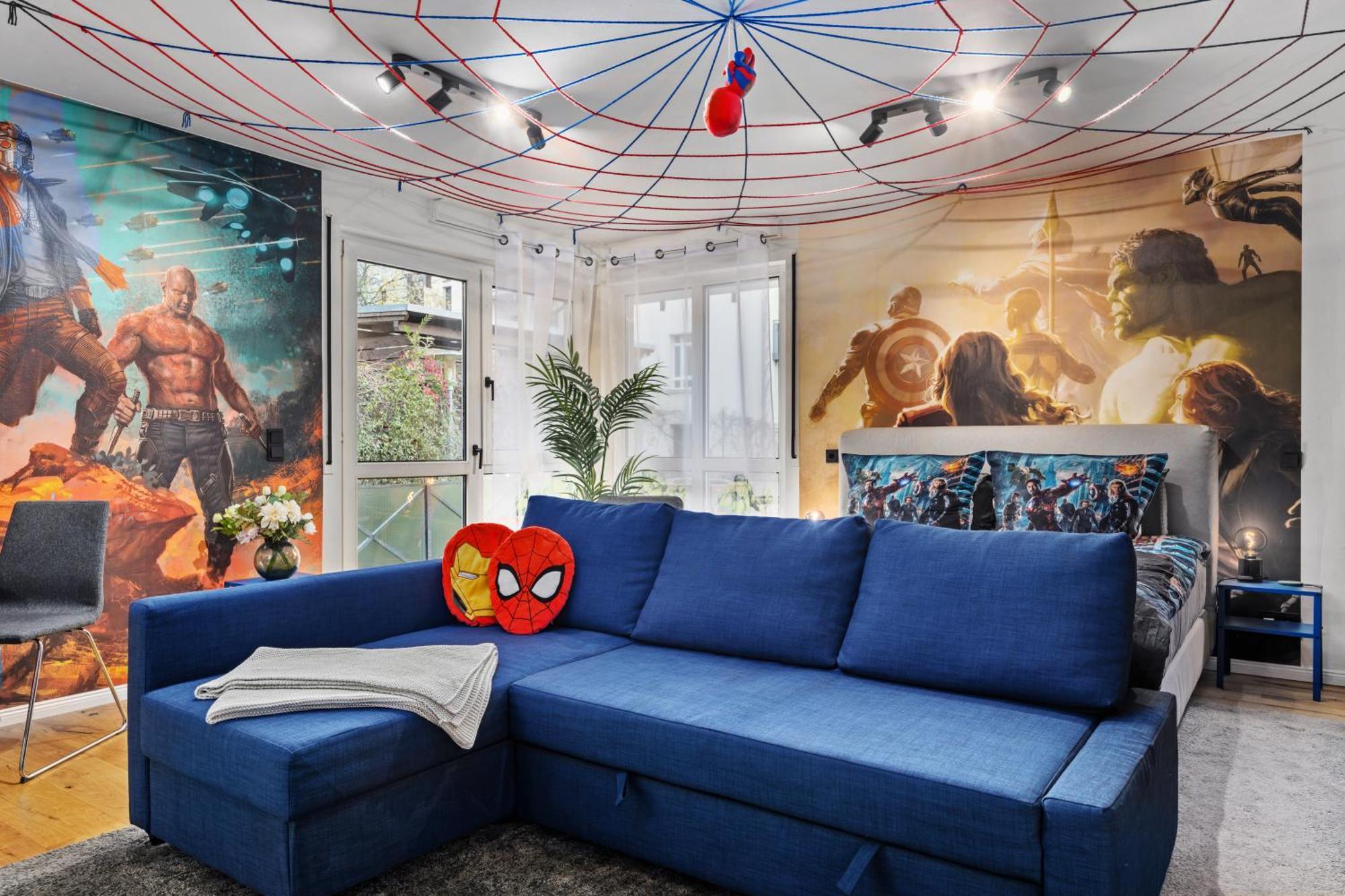 Edler Wohnraum Disney Marvel Studio Mit Balkon, Boxspringbett, Kaffeevollautomat, Lift & Parkplatz Chemnitz Exterior photo